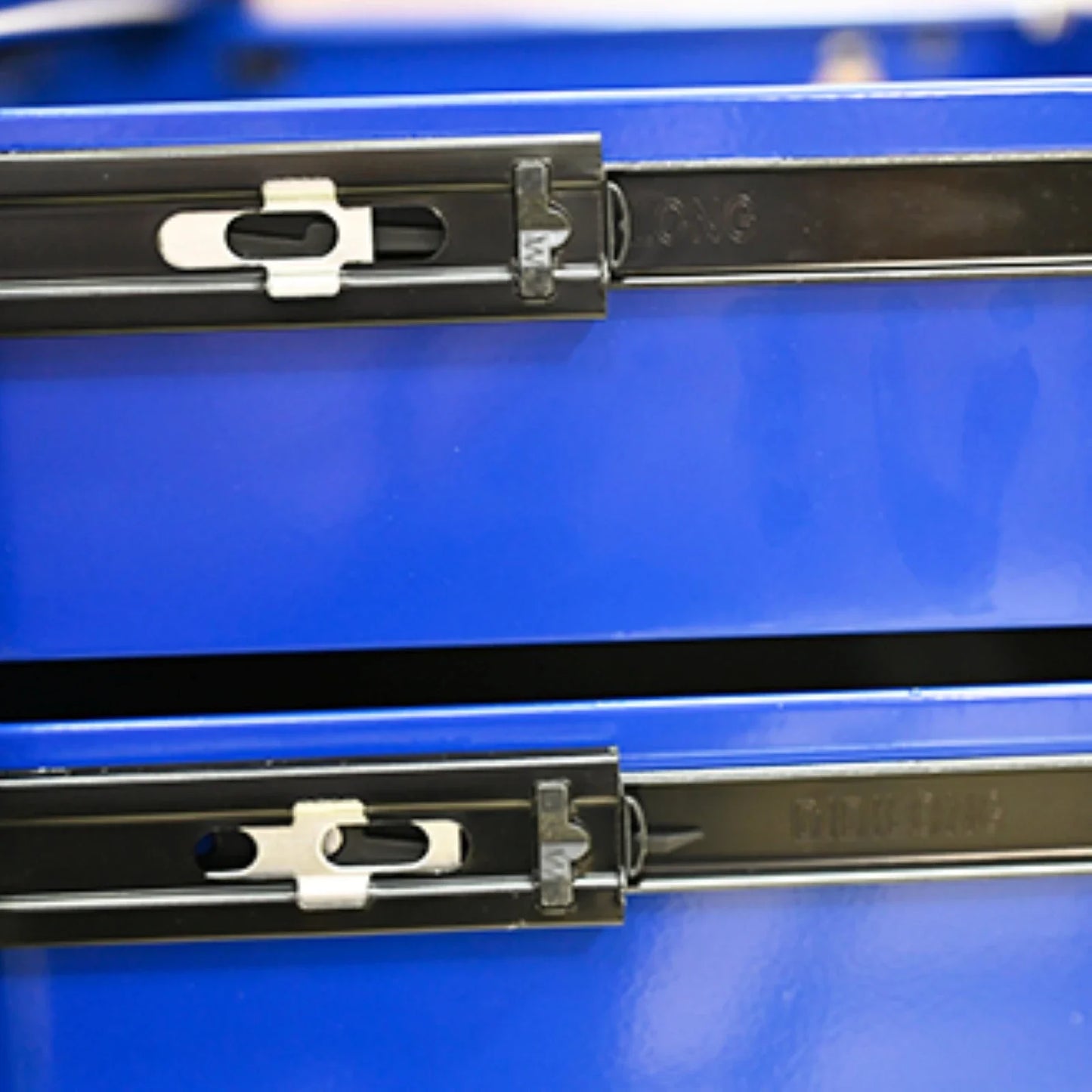 ARTMAN 7 Drawer Rolling Tool Cabinet With Key Lock