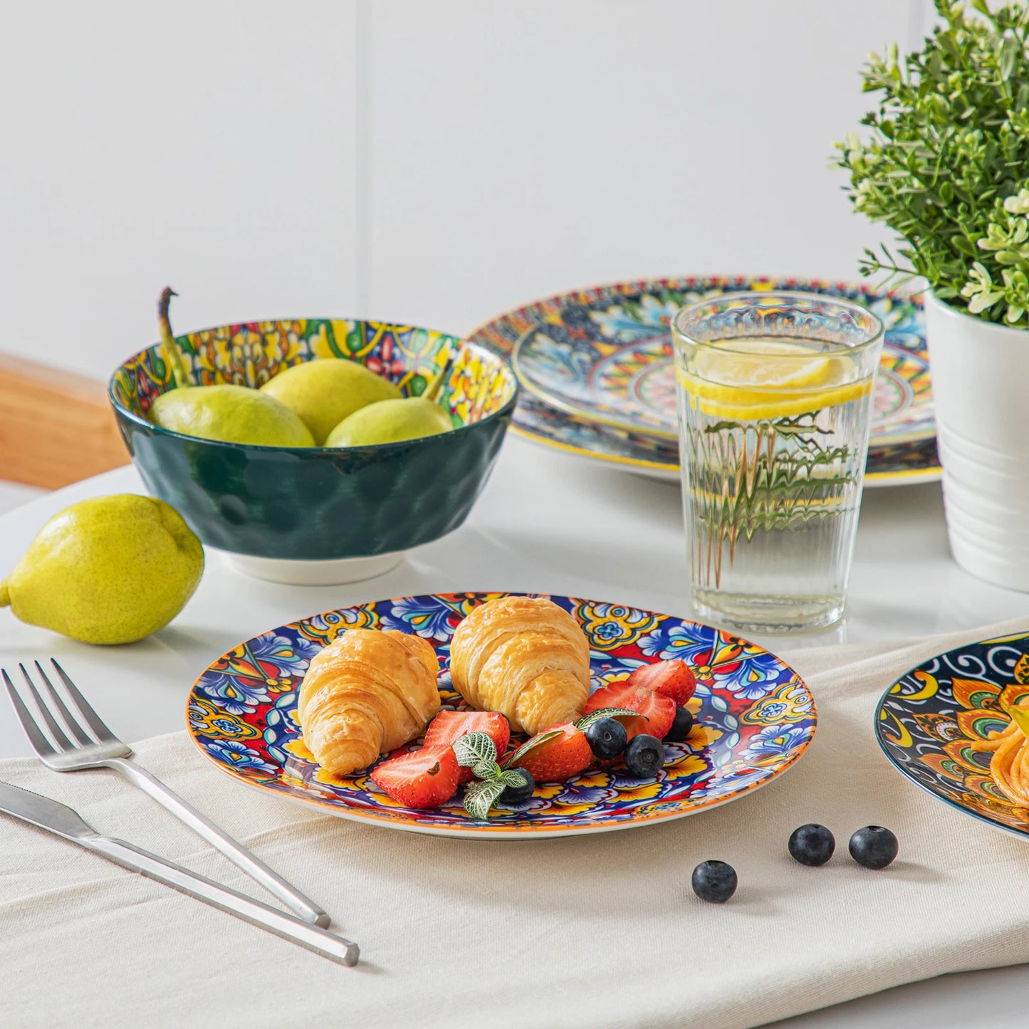 MALACASA Ceramic Dinnerware Set Bohemian Style Tableware for Six